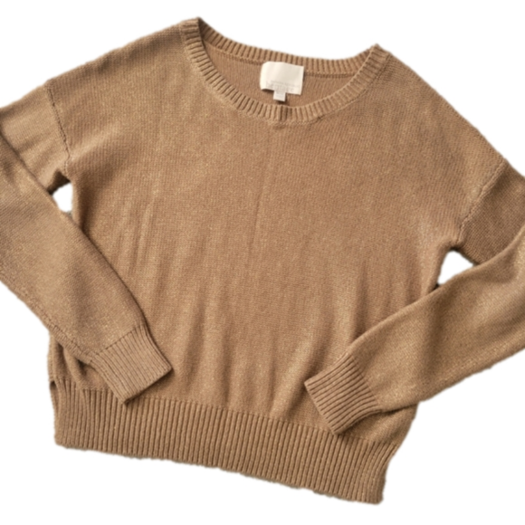 Banana Republic Sweaters - Banana Republic Heritage Camel Crew Neck Sweater with Gold Flecks sz M - Great